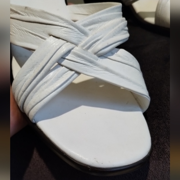 ITALIAN SHOEMAKERS Women's Saylor Wedge White platform Sandals resortwear 10 - Picture 3 of 8